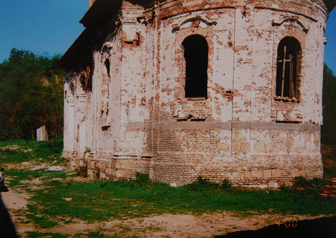 Фотографија из галерије Манастира Кувеждин, 2000 (3)